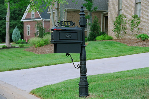 thumbnail interactive-video image 1 of Black Country Metal Works Deluxe Cityscape Black Post Box - Contemporary With Lock, UK Made 1 of 4