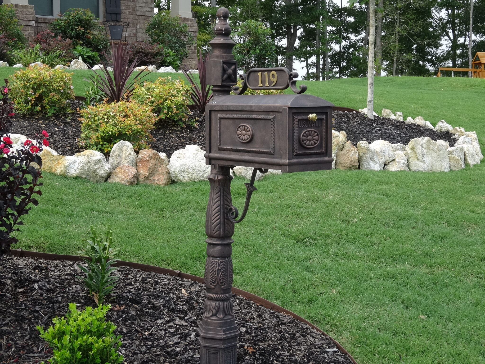 Residential Mailbox - Decorative Curbside Residential Mailboxes